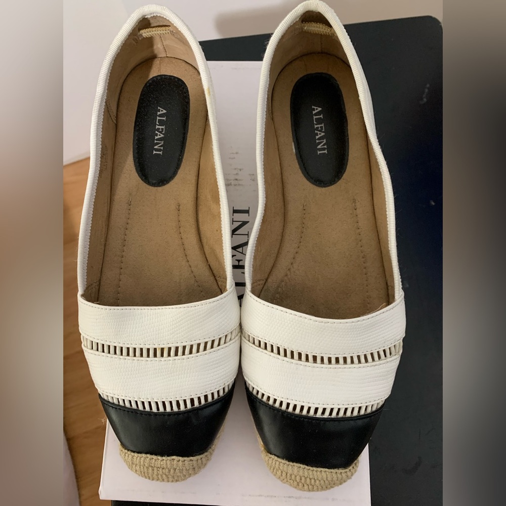 EUC Alfani Espadrilles - Picture 1 of 5